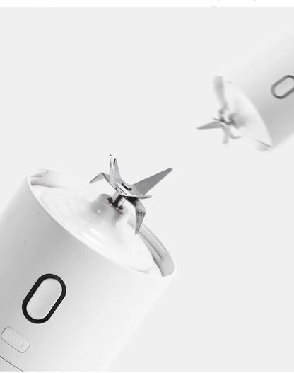 Portable 2020 Mini Juicer Blender for Home & Outdoor